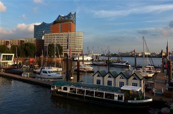Hamburg / ***