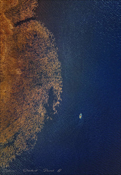 einsamen Boot / ***