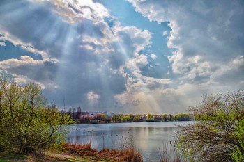 Strahlen der Sonne / ***
