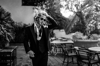 Real man / #sobokar, #weddingphotographer, #groom, #pentaxk1, #professionalphotography, #wedding, #blackandwhite, #weddingphoto, #fearlessphotographers, #ispwp, #mywed, #sobokar.com