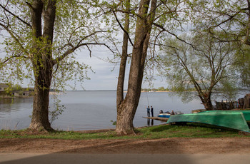 am Ufer / ...