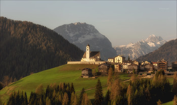 Colle Santa Lucia / ***