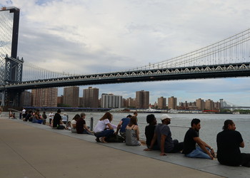 Brooklyn-Brücke / ***
