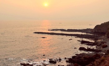 Abendstimmung am Meer / ***