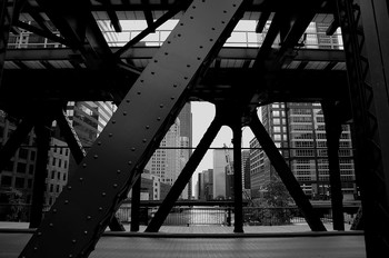 Brücke / ***