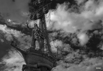 fliegendes Schiff / ***