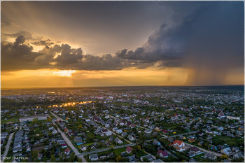 Der Sturm kommt / ***