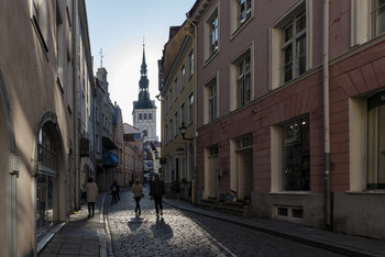 Old Town / ***