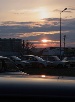 Warmen Abend / ***
