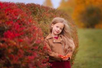 Herbst-Mädchen / ***