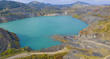 Turquoise Lake / ***