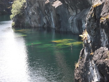 Schlucht / ***