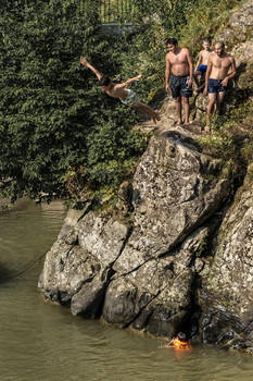 Die Brücke / ***