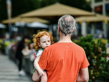 Drew Aufmerksamkeit / ***