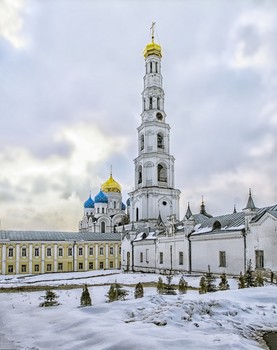 Belfry / ***