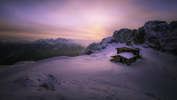 Freeze / Rifugio Chalet Dell'Aquila, Italy