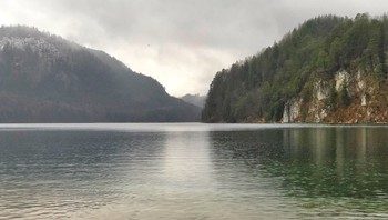 Alpine Lake / ***