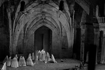 monastère / religieuses à l'entrée de la chapelle