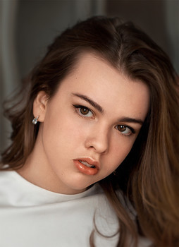 Alina / Ph: Roman Sergeev http://vk.com/srfoto