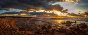 Abendstimmung am Meer / ***