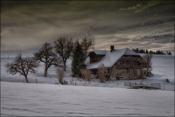 Country Life / Old Farmhouse