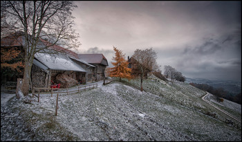 Bauernsiedlung / Erster Schnee