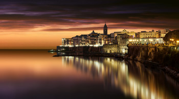 Borgo Antico / Notturno del Borgo Antico di Taranto.