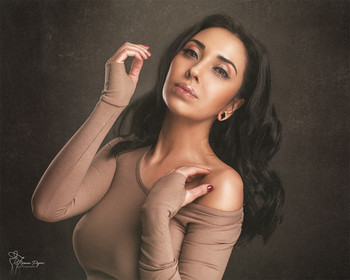 Eva / ***