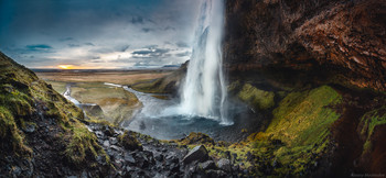 Seljalandsfoss / ***
