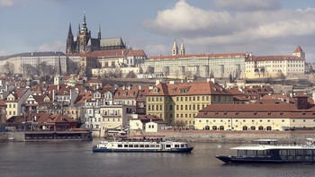 Prag / ***