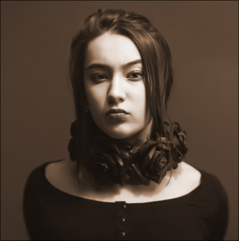 Ella / ***