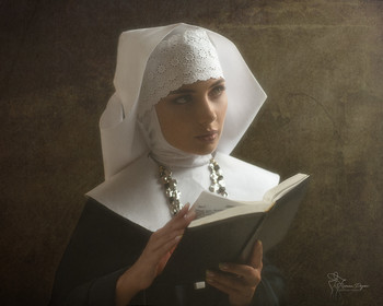 Nonne / ***