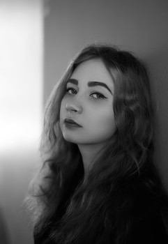  / ***