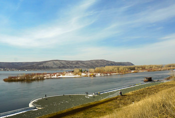 Volga Weiten / ***