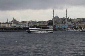 Istanbul / ***