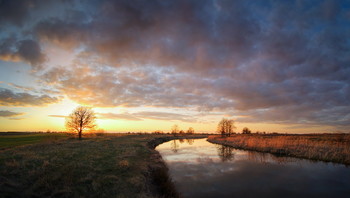 Fluss Sonnenuntergang / ***