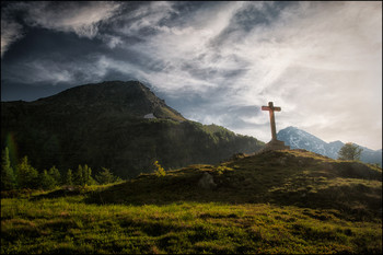 Das Gipfelkreutz / Schweizer Pass
