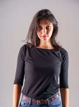 Alis / ***
