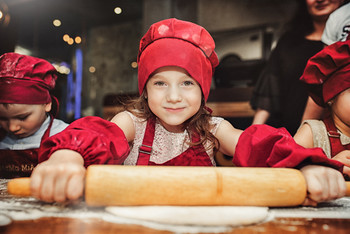  / Jolly little cook..
