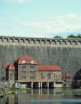 Elektrownia Pilchowice / Elektrownia wodna.