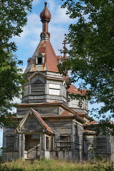 Kirche / ***
