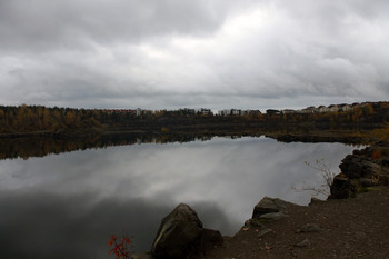Land und Wasser / ***