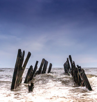  / Old pier slowly being consumed by the sea