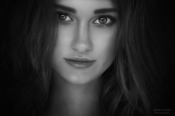 Erika / Insta @kerry_moore_photo