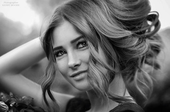 Tanya / instagram: @kerry_moore_photo