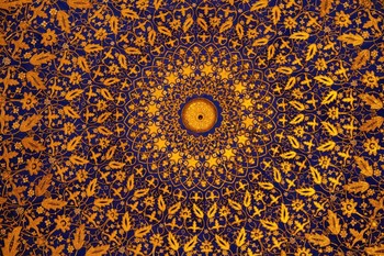  / ***