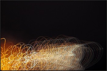 merry x-mas 3 / cam waving in night-mode - light trails