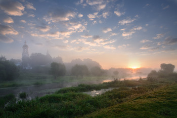 Nebliger Morgen / ***