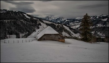 Schneewolken / Voralpen