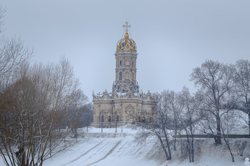 Kirche in Dubrovitsy / ***